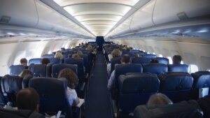 Passagierraum eines Flugzeugs.